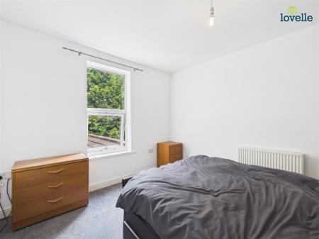 2 bedroom End of terrace house to let in Milton Street, Lincoln