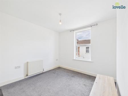 2 bedroom End of terrace house to let in Milton Street, Lincoln