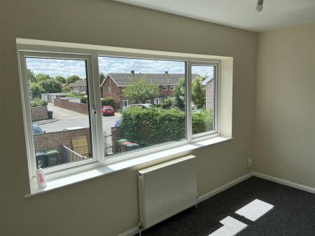 2 bedroom House to let in Coleraine Close, Lincoln