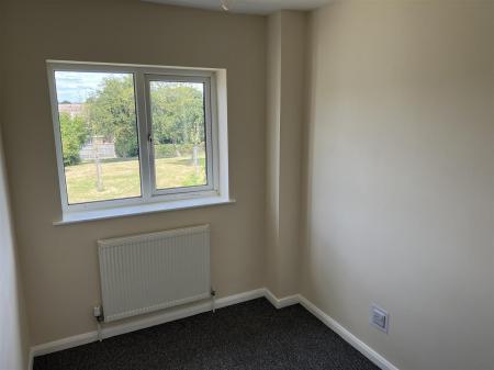 2 bedroom House to let in Coleraine Close, Lincoln