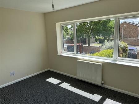 2 bedroom House to let in Coleraine Close, Lincoln