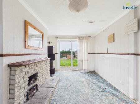 3 bedroom End of terrace house for sale in Fossdyke Gardens, Saxilby, LN1