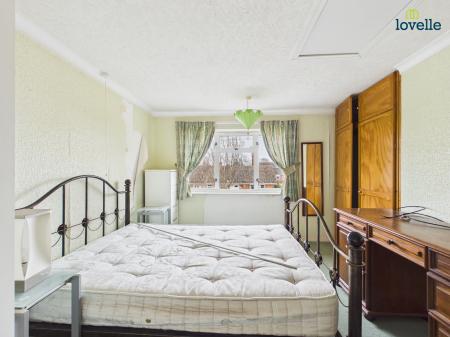 3 bedroom End of terrace house for sale in Fossdyke Gardens, Saxilby, LN1