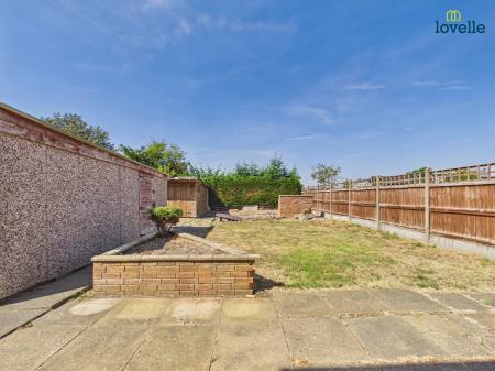 3 bedroom End of terrace house for sale in Fossdyke Gardens, Saxilby, LN1