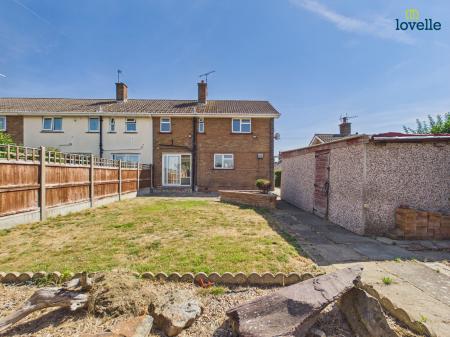 3 bedroom End of terrace house for sale in Fossdyke Gardens, Saxilby, LN1
