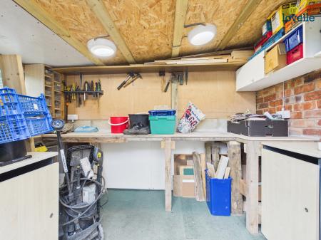 3 bedroom Terraced House for sale in Mildmay Street, Lincoln, LN1