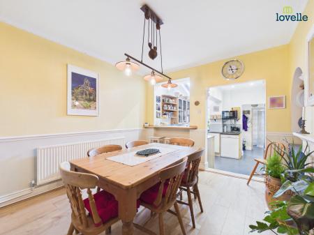 3 bedroom Terraced House for sale in Mildmay Street, Lincoln, LN1