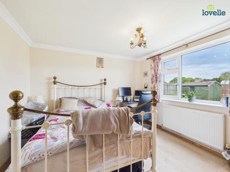 3 bedroom Detached bungalow for sale in Upper Close, Sturton By Stow, LN1