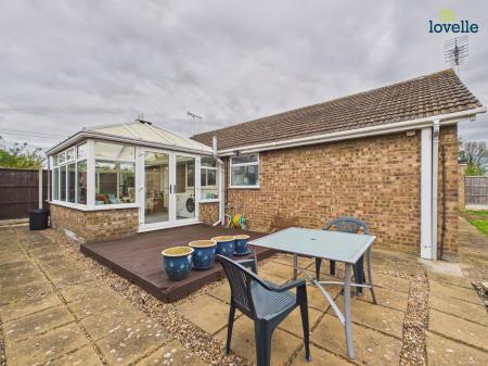 3 bedroom Detached bungalow for sale in Upper Close, Sturton By Stow, LN1