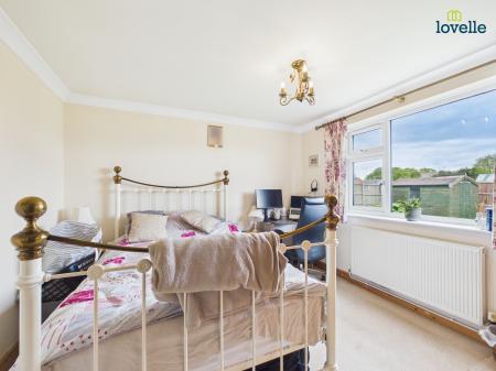 3 bedroom Detached bungalow for sale in Upper Close, Sturton By Stow, LN1