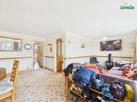 3 bedroom Detached bungalow for sale in Upper Close, Sturton By Stow, LN1