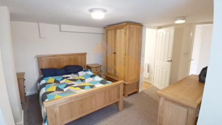 1 bedroom Flat to let in West Parade, Lincoln