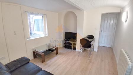 1 bedroom Flat to let in West Parade, Lincoln