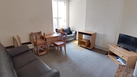 5 bedroom House to let in West Parade, Lincoln