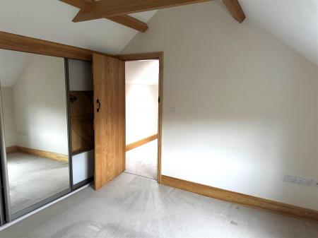 2 bedroom Terraced House to let in Beckside, Nettleham