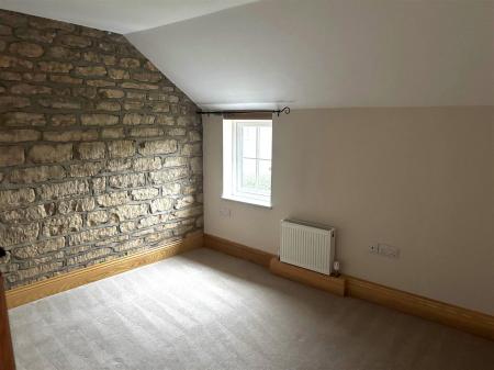 2 bedroom Terraced House to let in Beckside, Nettleham