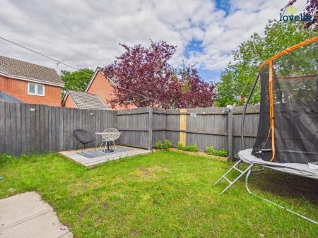 2 bedroom Semi-detached house for sale in Caesar Road, Lincoln, LN6