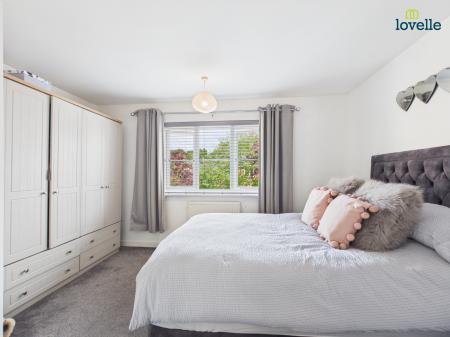 2 bedroom Semi-detached house for sale in Caesar Road, Lincoln, LN6