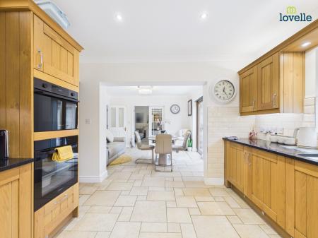 6 bedroom Detached house for sale in Blackfriars Road, Lincoln, LN2