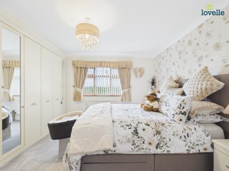6 bedroom Detached house for sale in Blackfriars Road, Lincoln, LN2