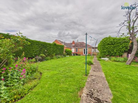 2 bedroom Semi-detached bungalow for sale in Hawthorn Avenue, Cherry Willingham, LN3