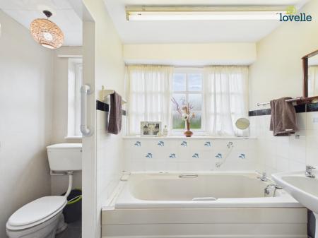 2 bedroom Semi-detached bungalow for sale in Hawthorn Avenue, Cherry Willingham, LN3