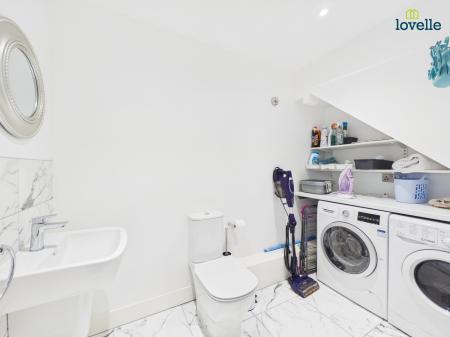 3 bedroom Apartment for sale in 20 Brayford Wharf North, Lincoln, LN1