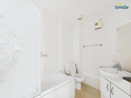 2 bedroom Flat for sale in Sobraon Heights, Bailgate, Uphill Lincoln, Lincoln, LN1