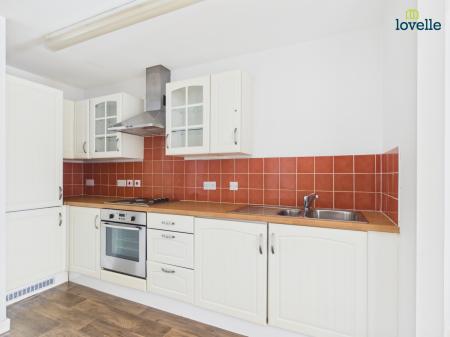 2 bedroom Flat for sale in Sobraon Heights, Bailgate, Uphill Lincoln, Lincoln, LN1