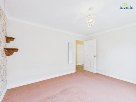 2 bedroom Semi-detached bungalow for sale in Jubilee Court, Lincoln, LN2