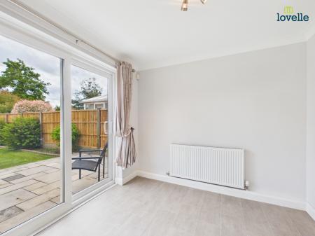 3 bedroom Detached house for sale in Lincoln Road, Dunholme, LN2