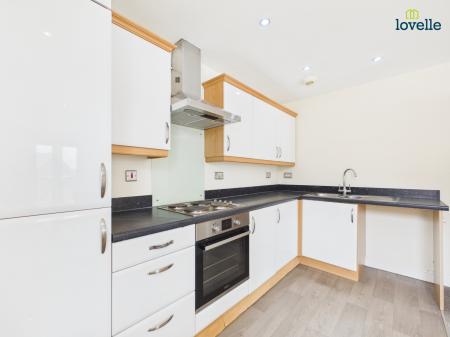 2 bedroom Flat for sale in Olsen Rise, Carlton Centre, Lincoln, LN2