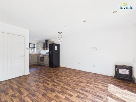 3 bedroom Terraced House to let in Canal Court, Saxilby, Lincoln