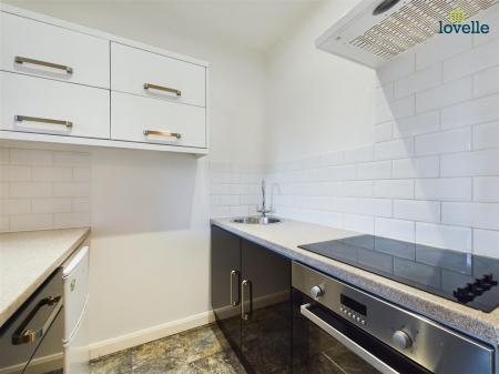 2 bedroom Flat to let in Stonefield Avenue, Lincoln