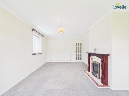 3 bedroom Detached bungalow for sale in Manor Road, Saxilby, LN1