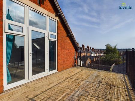 5 bedroom Detached house to let in Cromwell Street, Lincoln