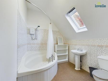 5 bedroom Detached house to let in Cromwell Street, Lincoln
