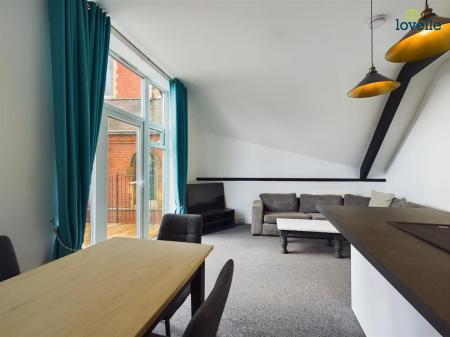 5 bedroom Detached house to let in Cromwell Street, Lincoln