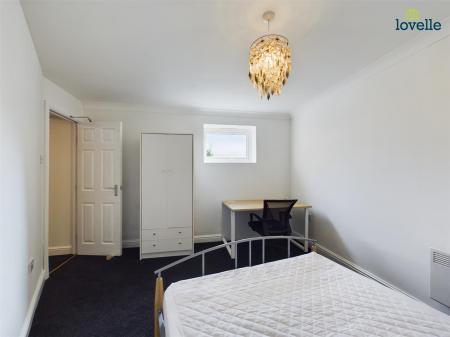 5 bedroom Detached house to let in Cromwell Street, Lincoln