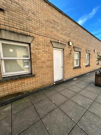 2 bedroom Flat to let in St. Marks Square, Lincoln