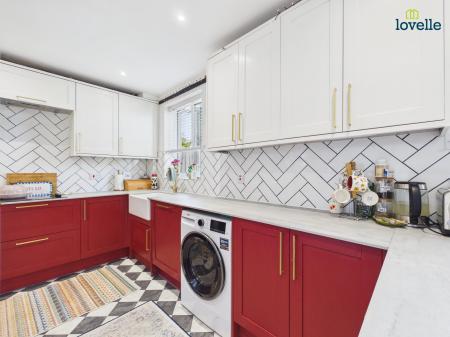 2 bedroom Semi-detached house for sale in Fourth Avenue, Lincoln, LN1