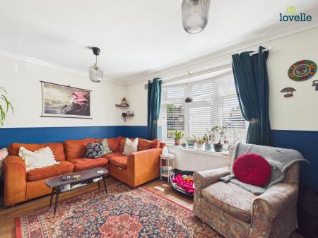 2 bedroom Semi-detached house for sale in Fourth Avenue, Lincoln, LN1