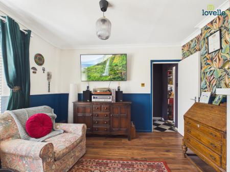 2 bedroom Semi-detached house for sale in Fourth Avenue, Lincoln, LN1