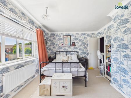 2 bedroom Semi-detached house for sale in Fourth Avenue, Lincoln, LN1