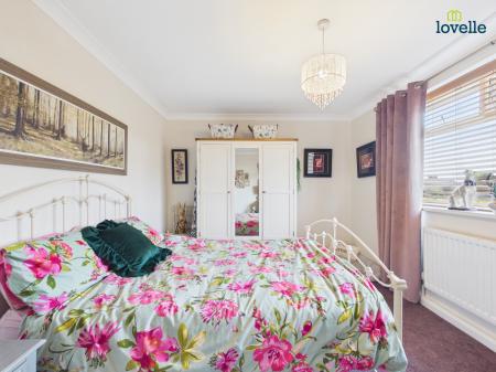 2 bedroom Detached bungalow for sale in Blankney Close, Lincoln, LN1