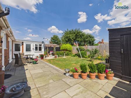 2 bedroom Detached bungalow for sale in Blankney Close, Lincoln, LN1