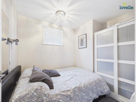 2 bedroom Flat for sale in Grantavon House, Lincoln, LN5