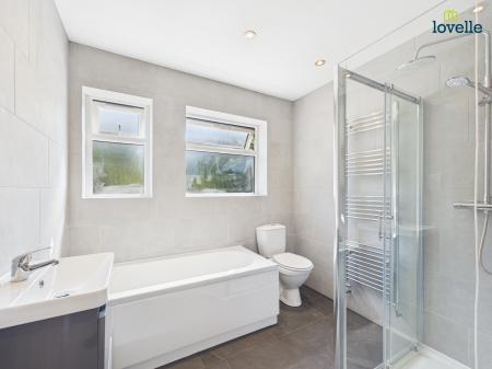 3 bedroom Semi-detached house for sale in Greetwell Road, Lincoln, LN2