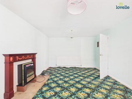 2 bedroom Semi-detached bungalow for sale in Hawthorn Chase, Greetwell Fields, Lincoln, LN2