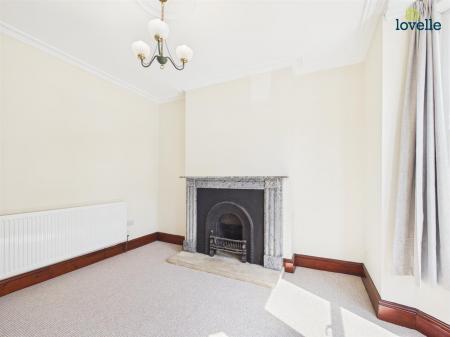 4 bedroom Terraced House to let in Nelthorpe Street, Lincoln